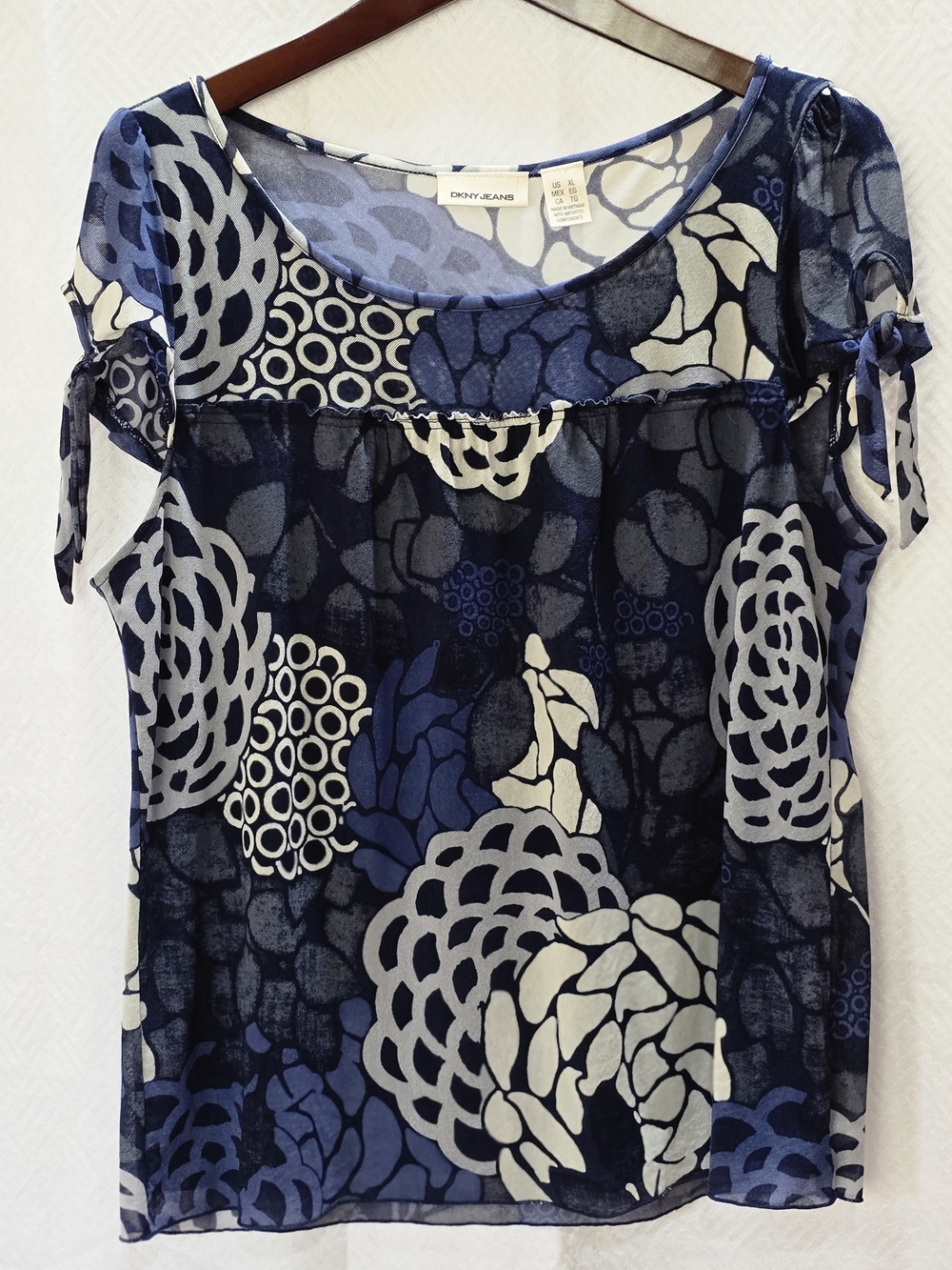 DKNY Jeans Blue Floral Short Sleeve Top